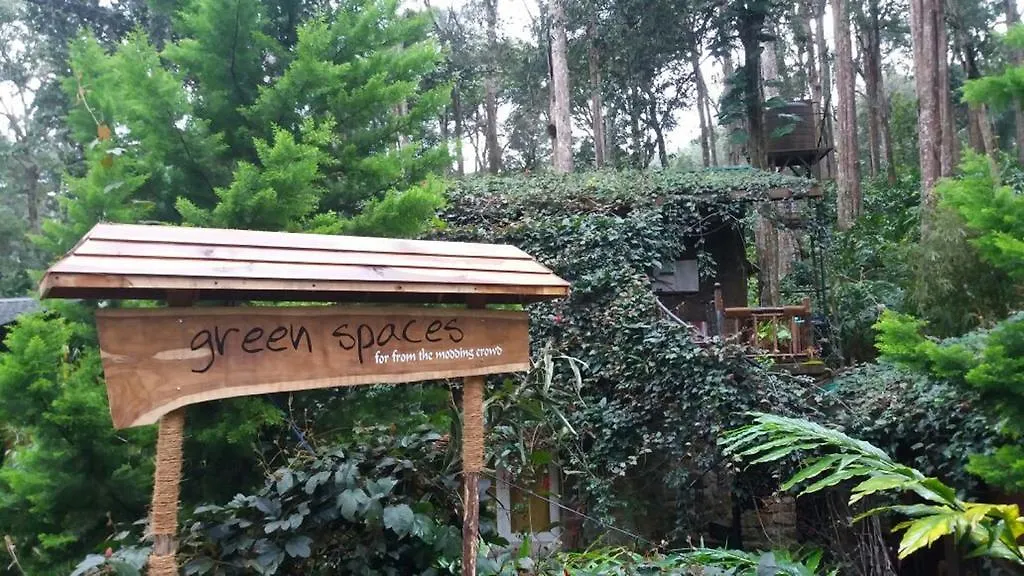 Greenspaces B&B ムンナール 2*,