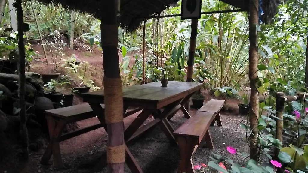 Greenspaces B&B Муннар
